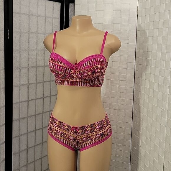 BRAND NEW BLACK FUCHSIA BY SECRET LACE LLC MULTI-COLOR PANTIE & BRA  LACE SET - Picture 3 of 10